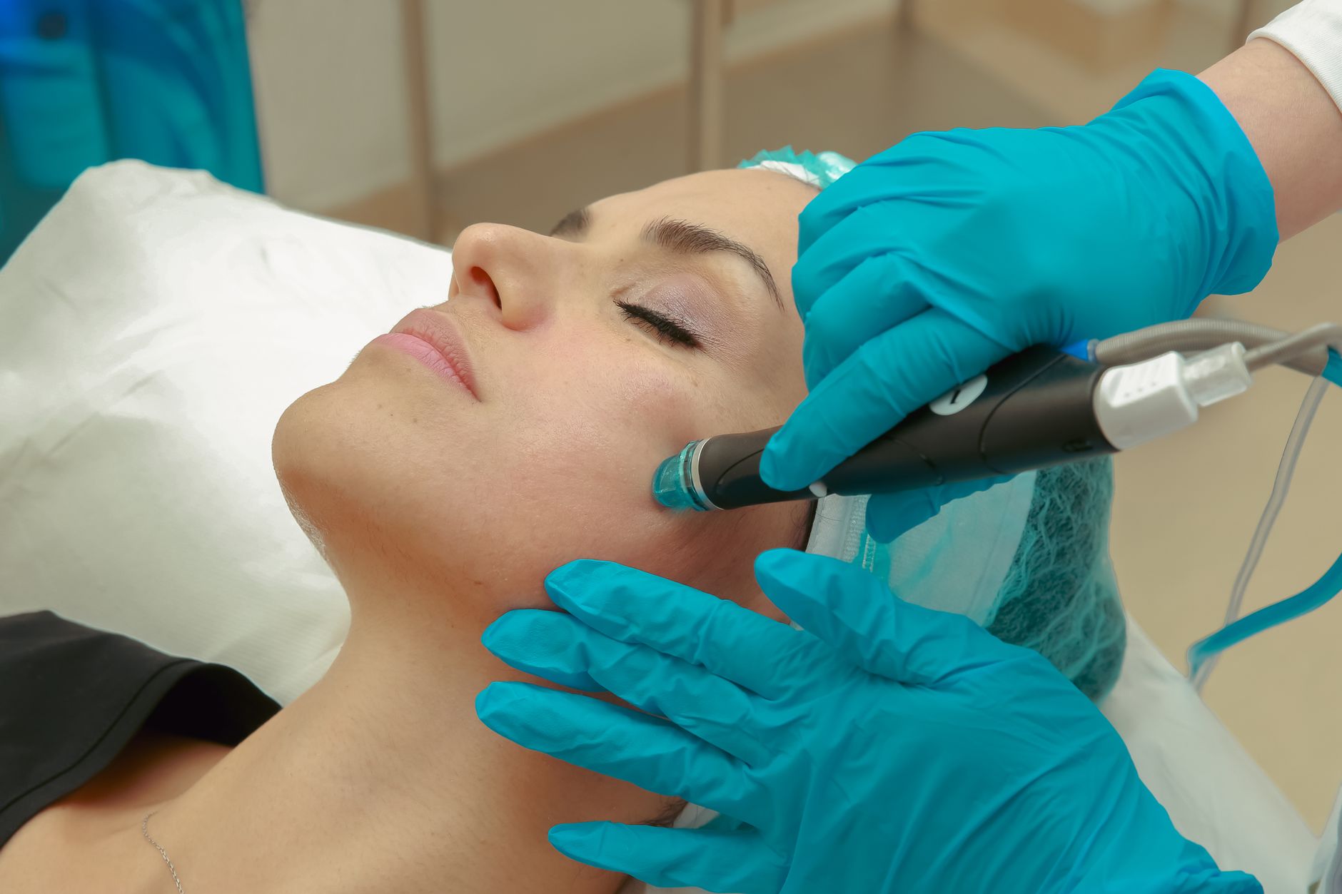 Hydrafacial Signature